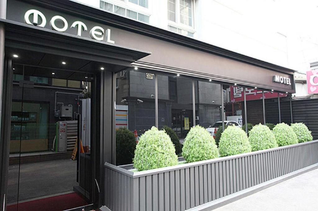 Sinyoung Motel Seoul Bagian luar foto