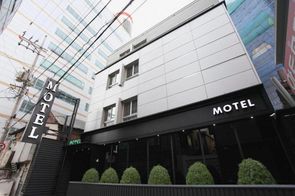 Sinyoung Motel Seoul Bagian luar foto