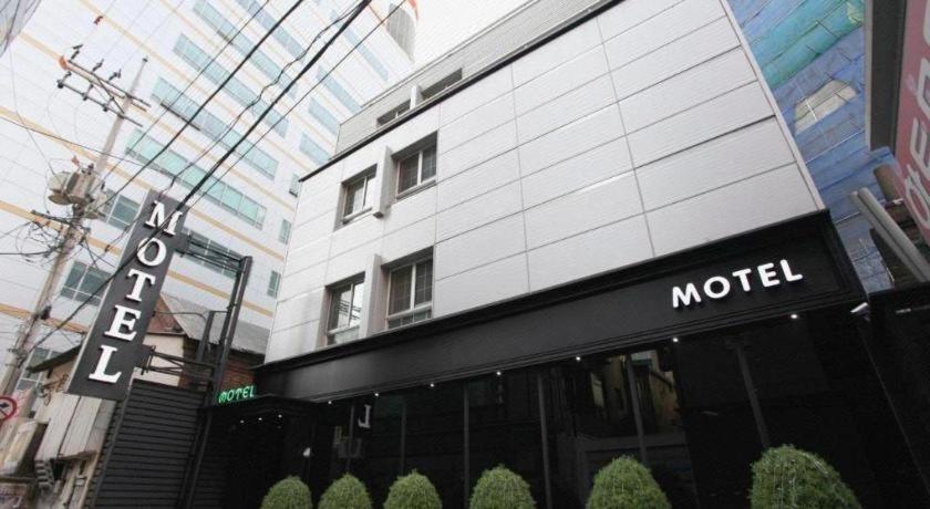 Sinyoung Motel Seoul Bagian luar foto